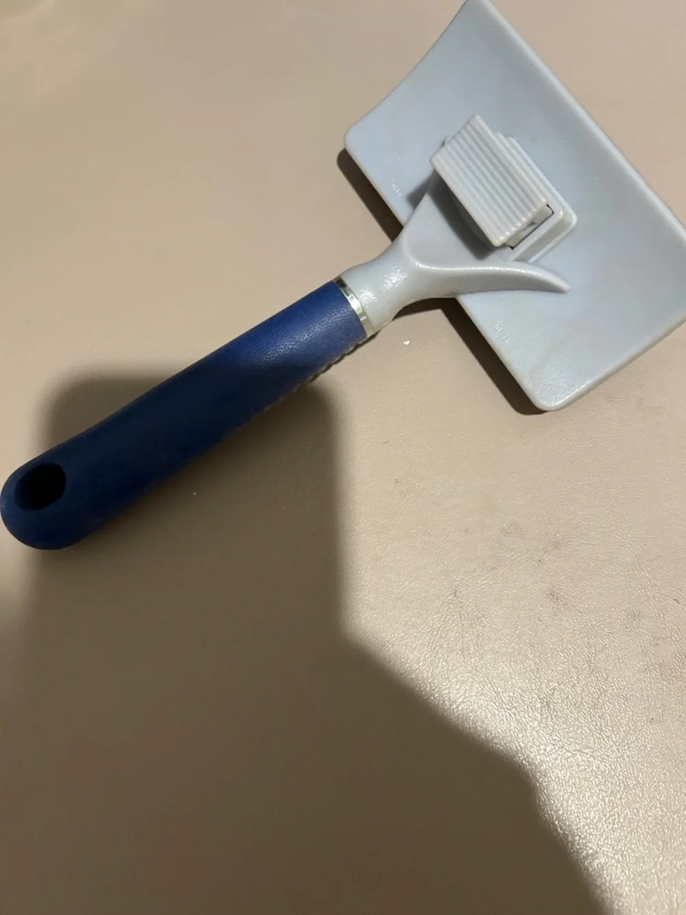 Pet Slicker Brush with Blue Handle